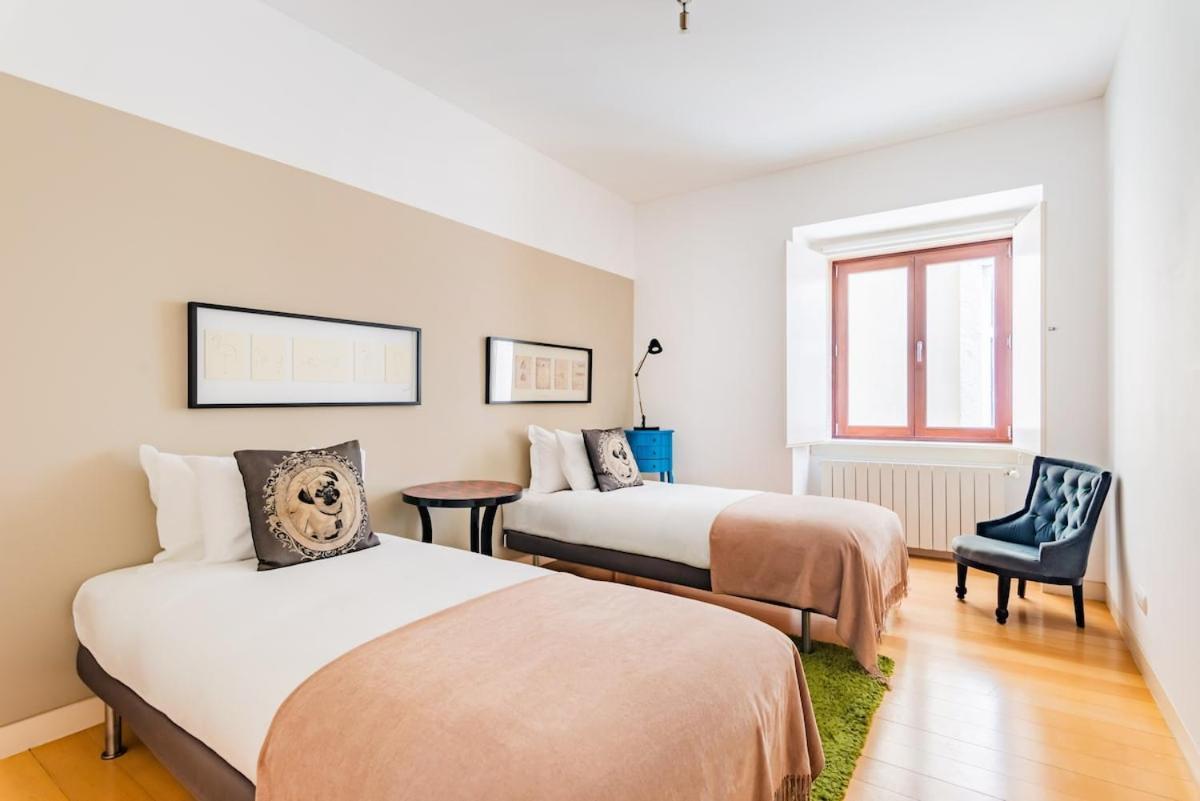 Mercy Ii, In The Heart Of Chiado Apartment Lissabon