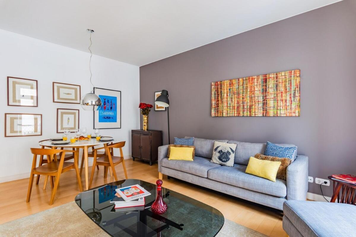 Apartment Mercy Ii, In The Heart Of Chiado Lisbon