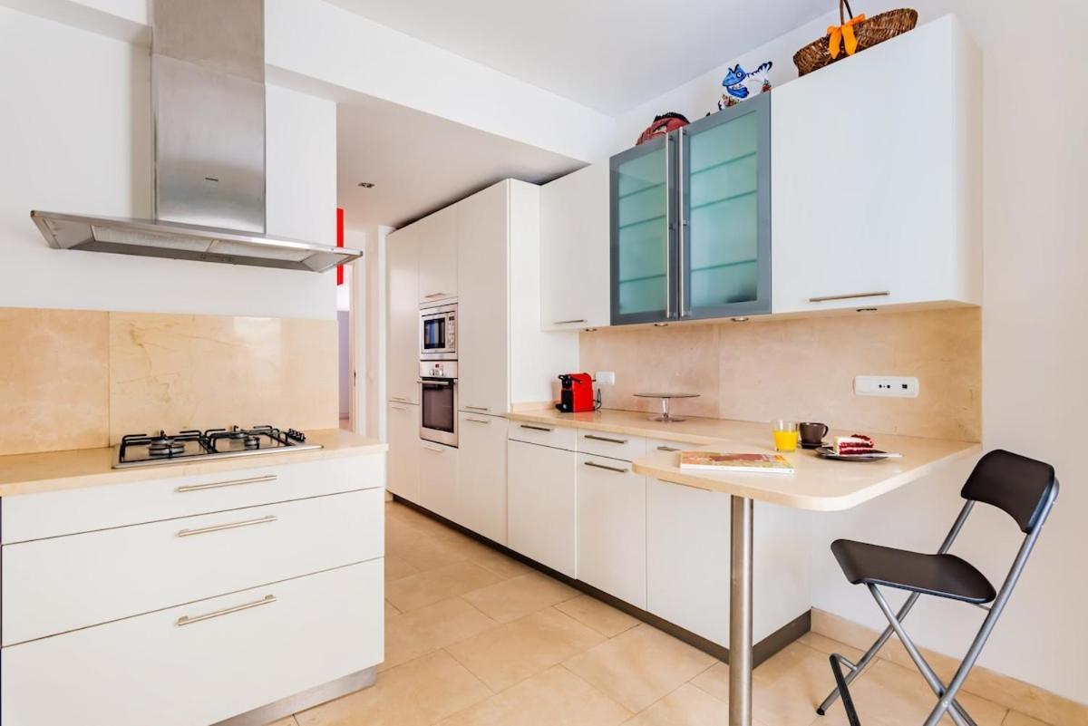 Mercy Ii, In The Heart Of Chiado Apartment Lisbon